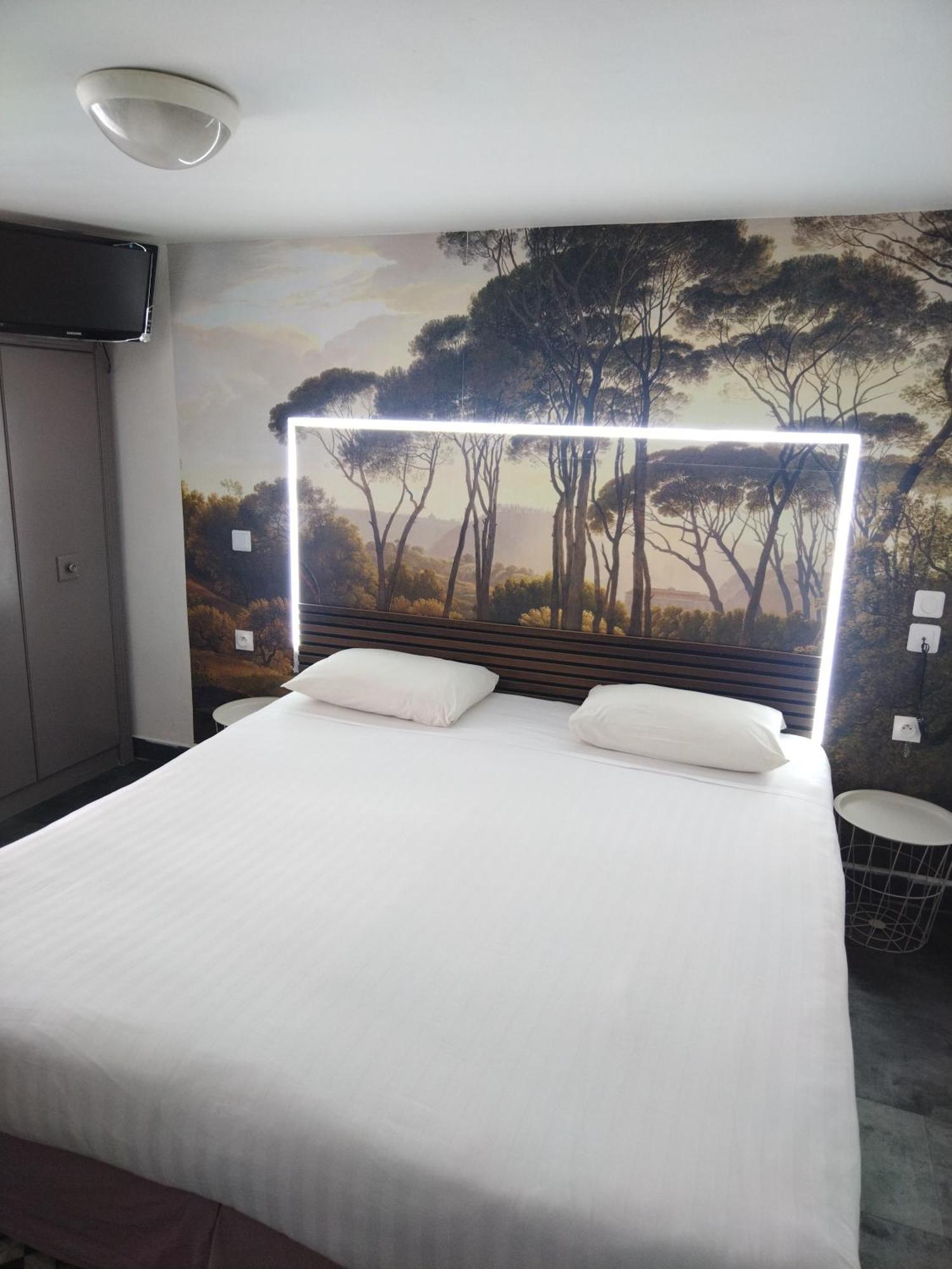 De L'europe Hotel 2*