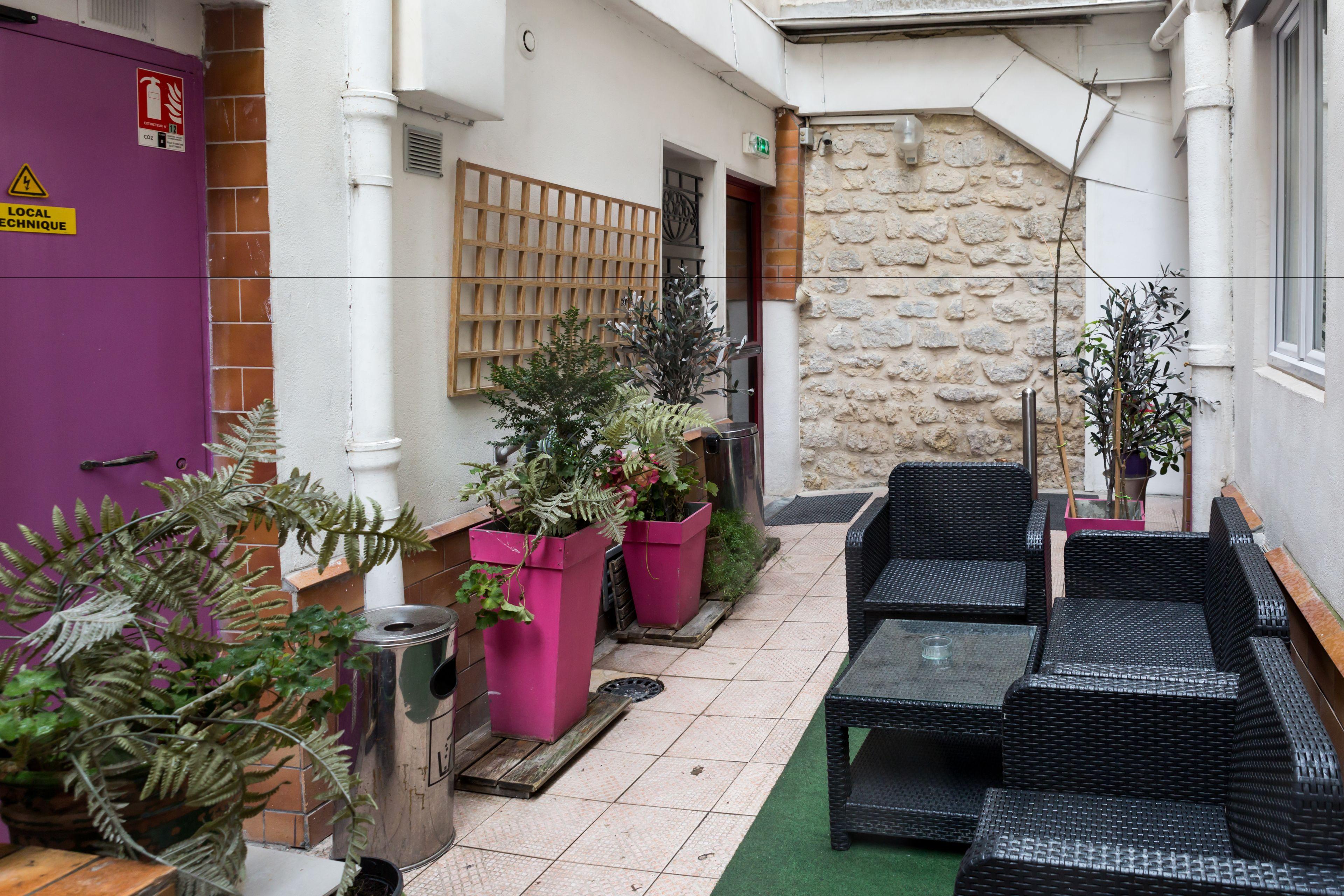 De L'europe 2* Paris